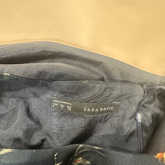 Zara Floral Mini Dress - Picture 2 of 3